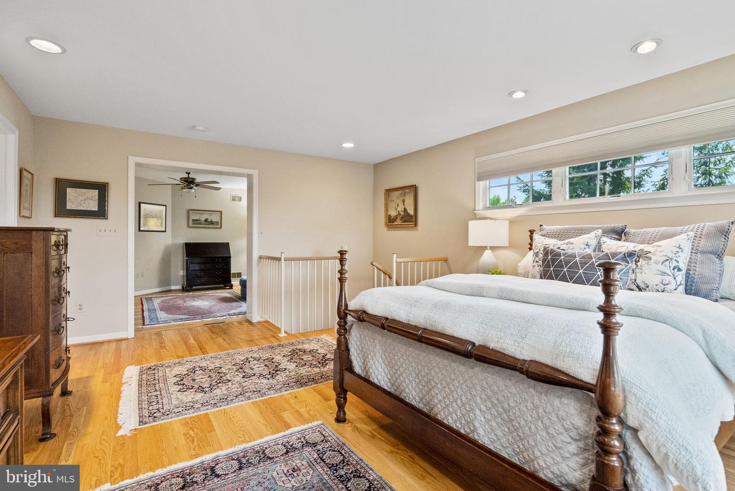 1302 TRINITY DR, ALEXANDRIA, Virginia 22314, 3 Bedrooms Bedrooms, ,3 BathroomsBathrooms,Residential,For sale,1302 TRINITY DR,VAAX2047602 MLS # VAAX2047602