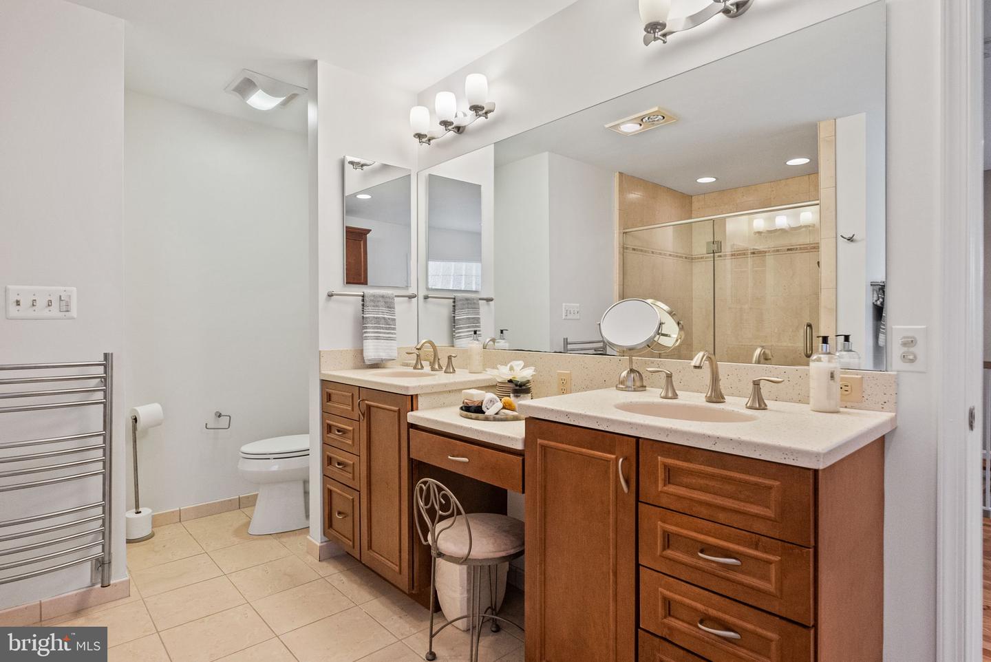 1302 TRINITY DR, ALEXANDRIA, Virginia 22314, 3 Bedrooms Bedrooms, ,3 BathroomsBathrooms,Residential,For sale,1302 TRINITY DR,VAAX2047602 MLS # VAAX2047602
