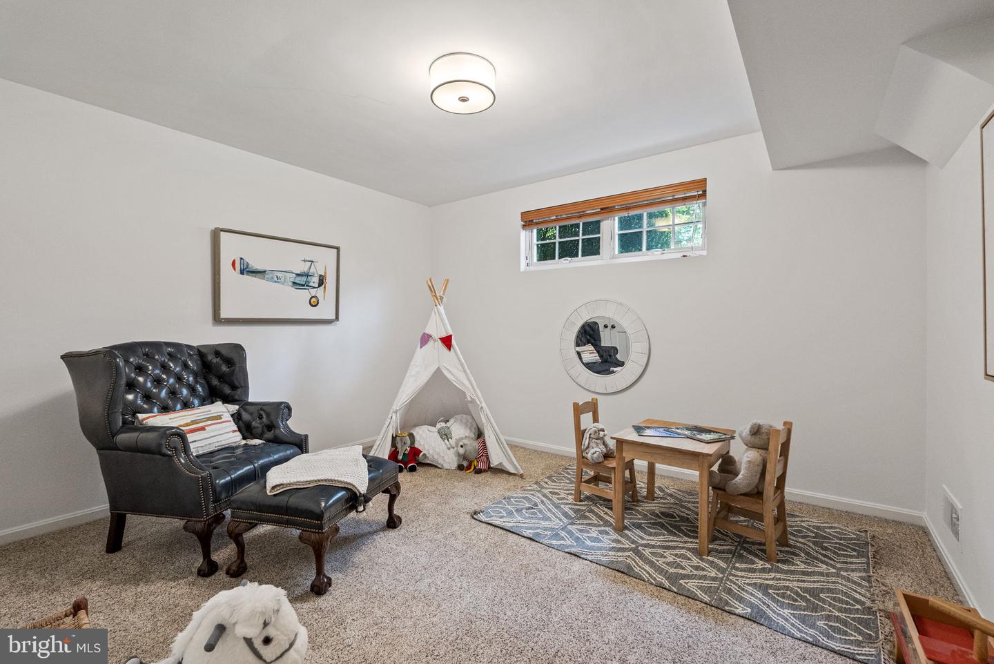 1302 TRINITY DR, ALEXANDRIA, Virginia 22314, 3 Bedrooms Bedrooms, ,3 BathroomsBathrooms,Residential,For sale,1302 TRINITY DR,VAAX2047602 MLS # VAAX2047602