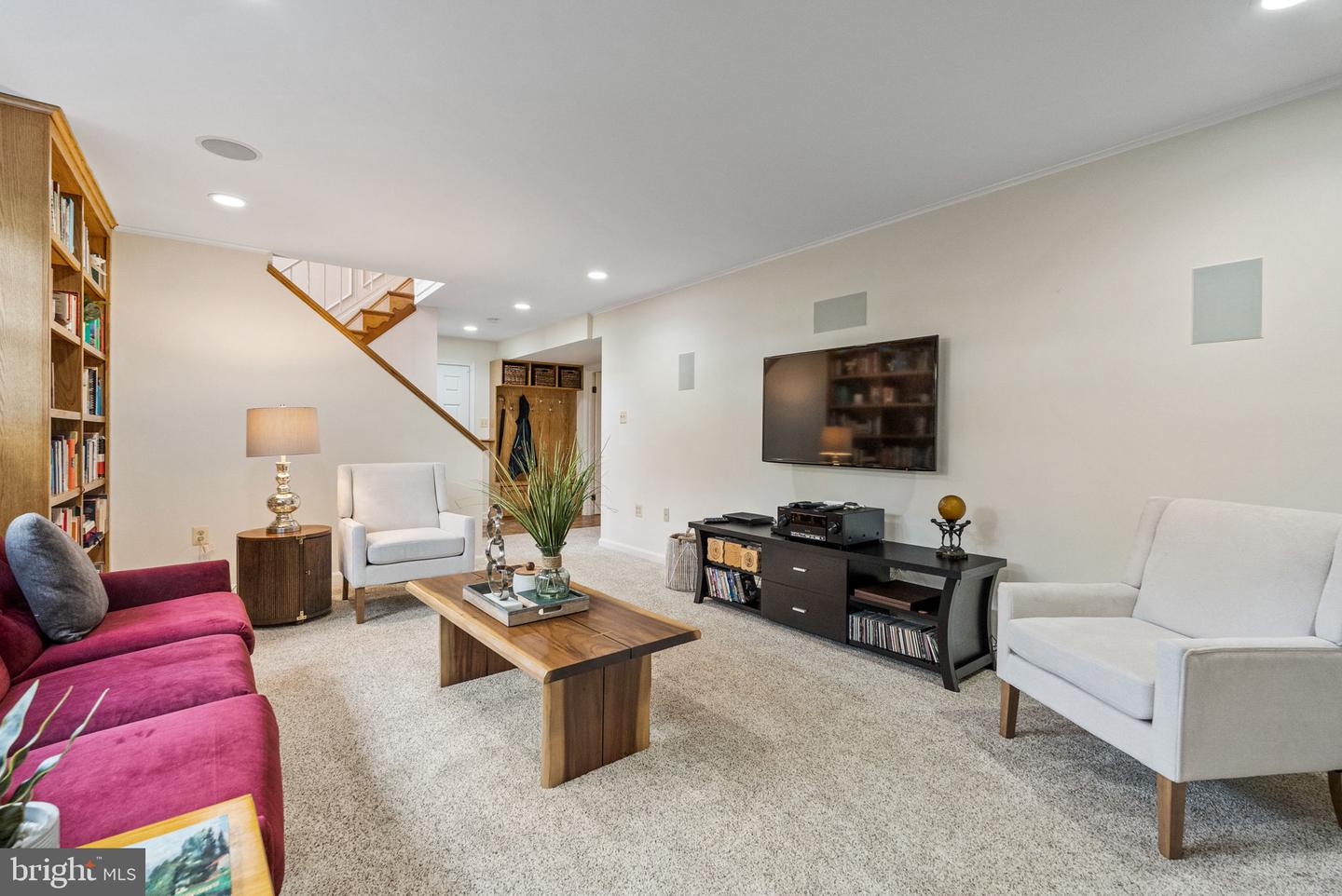 1302 TRINITY DR, ALEXANDRIA, Virginia 22314, 3 Bedrooms Bedrooms, ,3 BathroomsBathrooms,Residential,For sale,1302 TRINITY DR,VAAX2047602 MLS # VAAX2047602