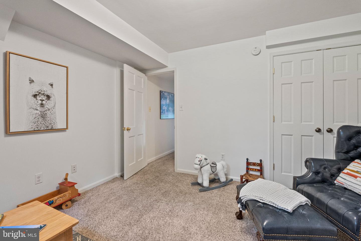 1302 TRINITY DR, ALEXANDRIA, Virginia 22314, 3 Bedrooms Bedrooms, ,3 BathroomsBathrooms,Residential,For sale,1302 TRINITY DR,VAAX2047602 MLS # VAAX2047602