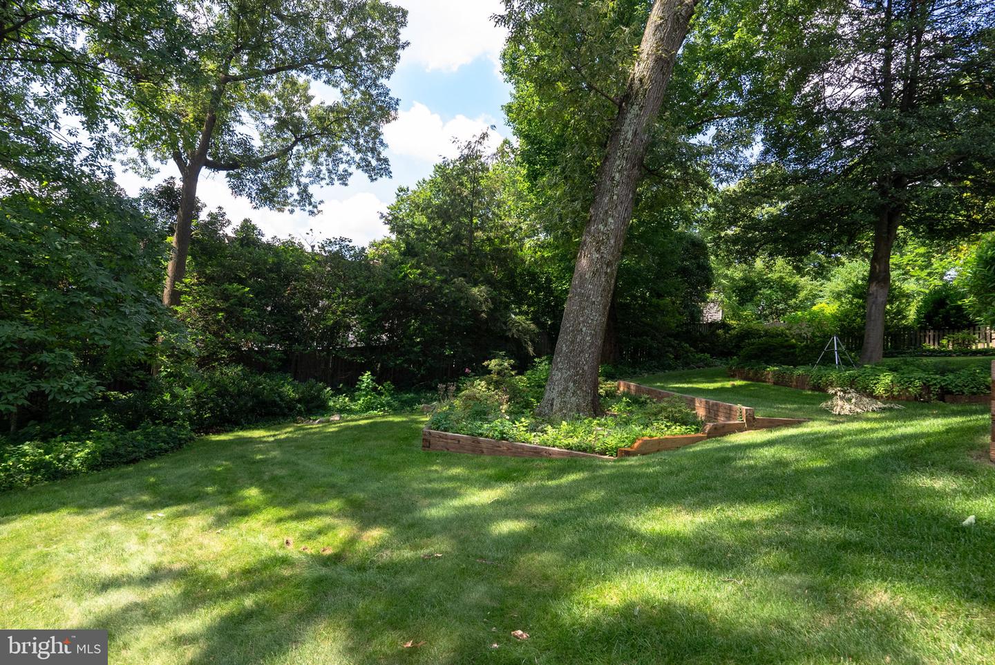 1302 TRINITY DR, ALEXANDRIA, Virginia 22314, 3 Bedrooms Bedrooms, ,3 BathroomsBathrooms,Residential,For sale,1302 TRINITY DR,VAAX2047602 MLS # VAAX2047602