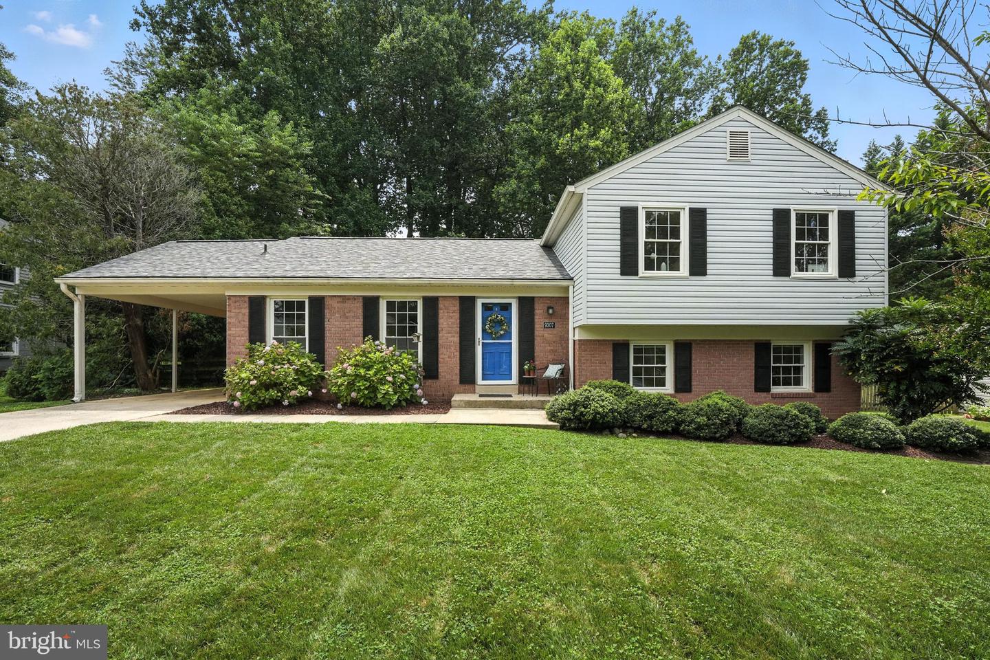 9307 WINBOURNE RD, BURKE, Virginia 22015, 4 Bedrooms Bedrooms, ,2 BathroomsBathrooms,Residential,For sale,9307 WINBOURNE RD,VAFX2256174 MLS # VAFX2256174