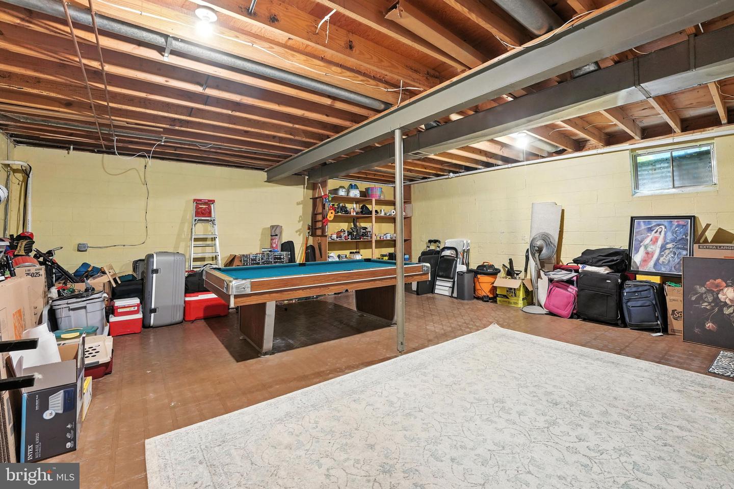 9307 WINBOURNE RD, BURKE, Virginia 22015, 4 Bedrooms Bedrooms, ,2 BathroomsBathrooms,Residential,For sale,9307 WINBOURNE RD,VAFX2256174 MLS # VAFX2256174