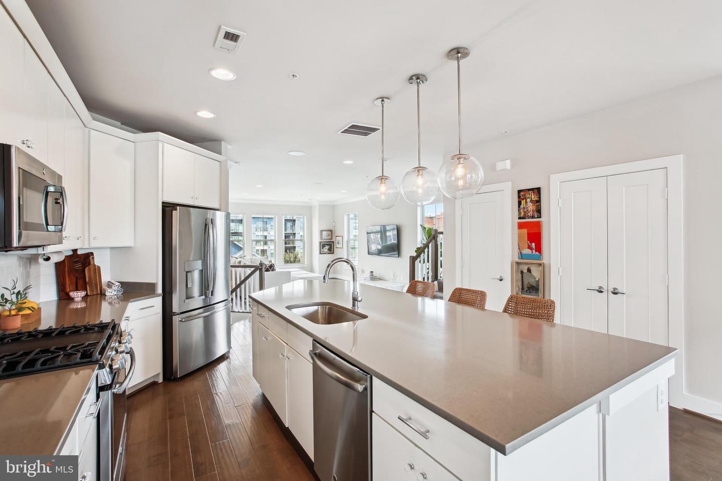 1302 S. ROLFE STREET, ARLINGTON, Virginia 22204, 3 Bedrooms Bedrooms, ,2 BathroomsBathrooms,Residential,For sale,1302 S. ROLFE STREET,VAAR2061032 MLS # VAAR2061032