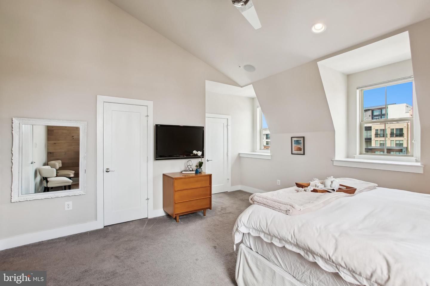 1302 S. ROLFE STREET, ARLINGTON, Virginia 22204, 3 Bedrooms Bedrooms, ,2 BathroomsBathrooms,Residential,For sale,1302 S. ROLFE STREET,VAAR2061032 MLS # VAAR2061032