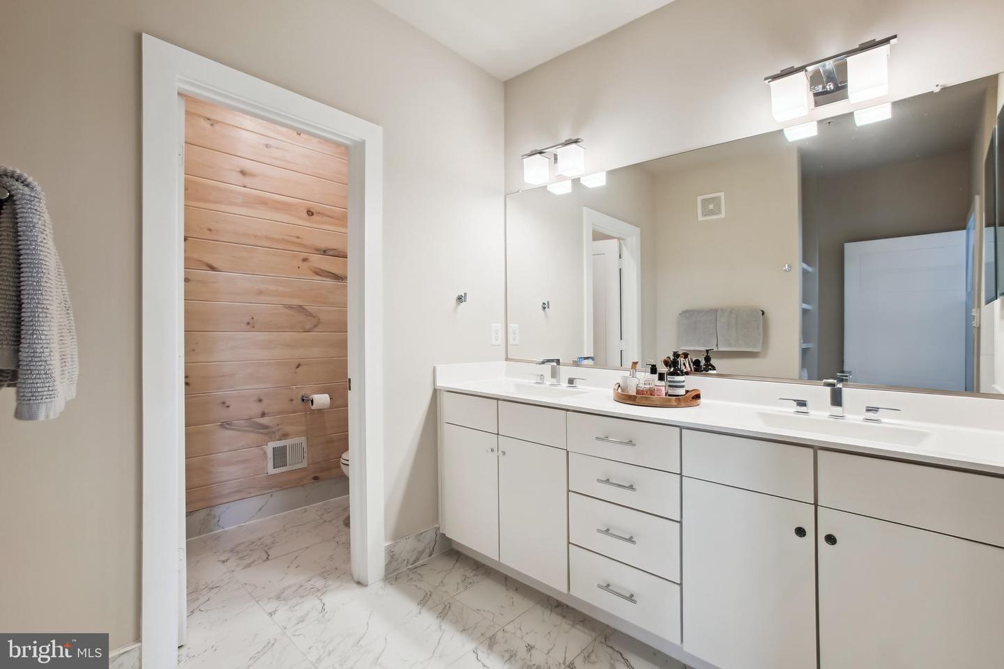 1302 S. ROLFE STREET, ARLINGTON, Virginia 22204, 3 Bedrooms Bedrooms, ,2 BathroomsBathrooms,Residential,For sale,1302 S. ROLFE STREET,VAAR2061032 MLS # VAAR2061032