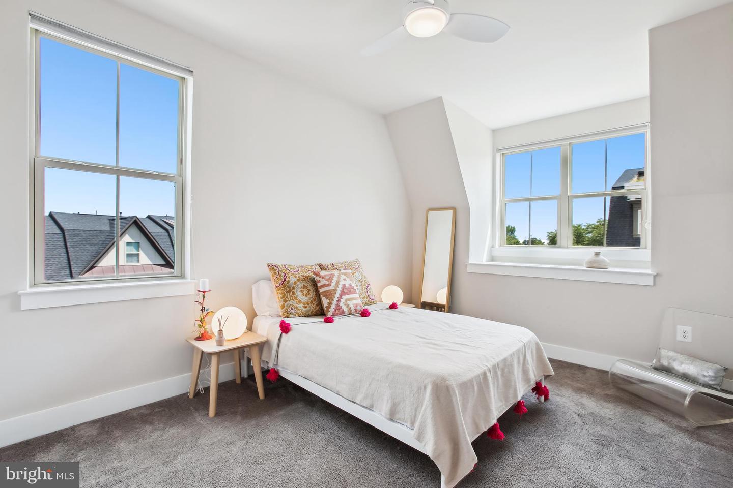 1302 S. ROLFE STREET, ARLINGTON, Virginia 22204, 3 Bedrooms Bedrooms, ,2 BathroomsBathrooms,Residential,For sale,1302 S. ROLFE STREET,VAAR2061032 MLS # VAAR2061032