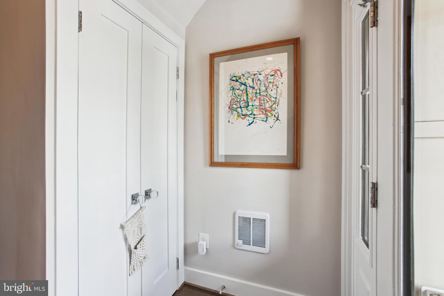 1302 S. ROLFE STREET, ARLINGTON, Virginia 22204, 3 Bedrooms Bedrooms, ,2 BathroomsBathrooms,Residential,For sale,1302 S. ROLFE STREET,VAAR2061032 MLS # VAAR2061032