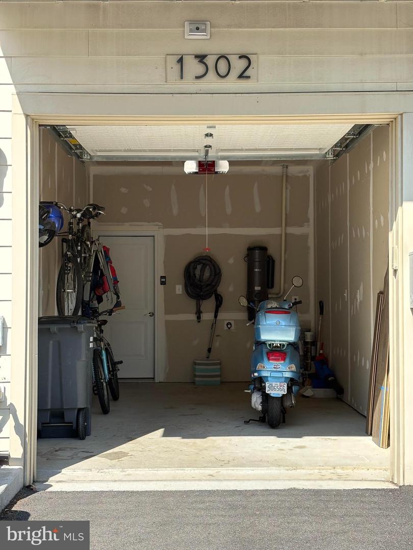 1302 S. ROLFE STREET, ARLINGTON, Virginia 22204, 3 Bedrooms Bedrooms, ,2 BathroomsBathrooms,Residential,For sale,1302 S. ROLFE STREET,VAAR2061032 MLS # VAAR2061032