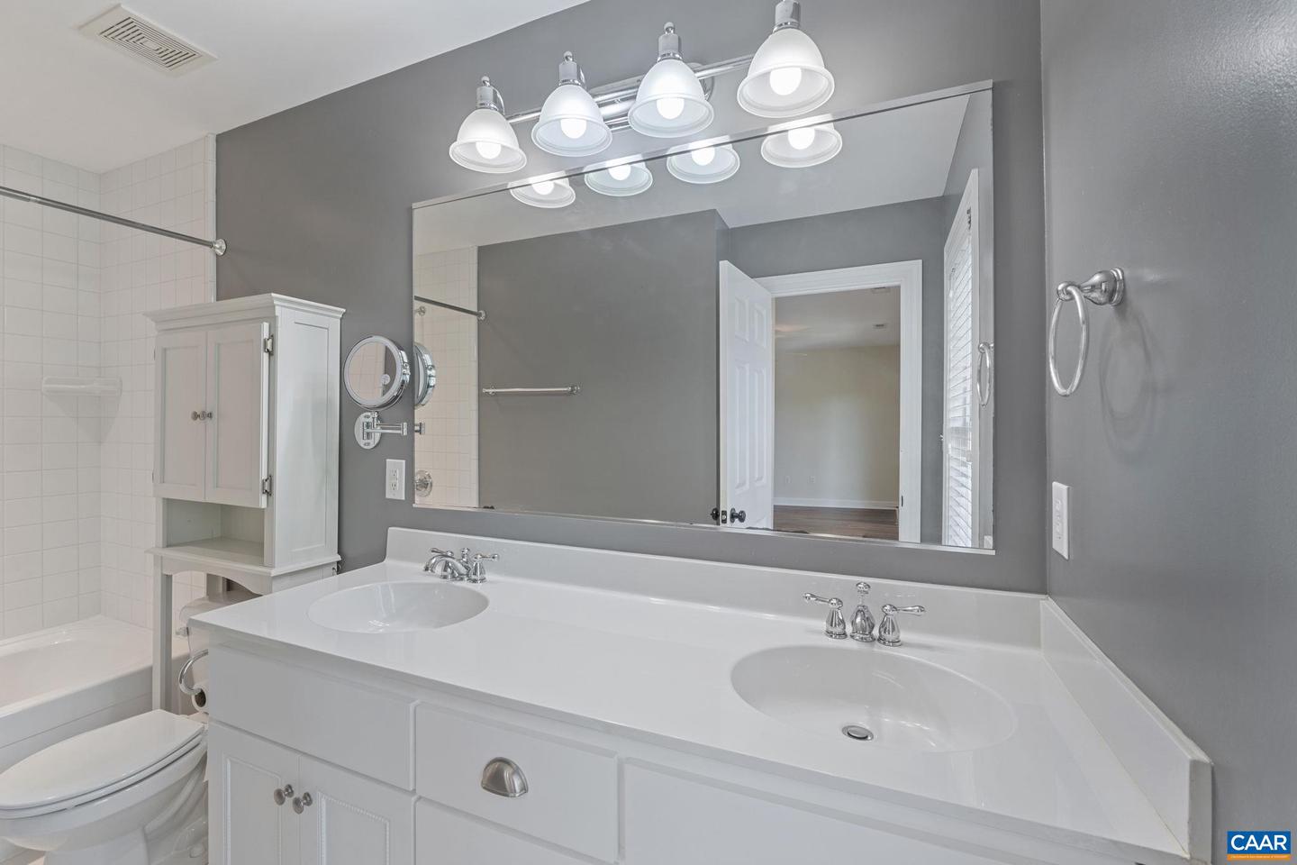 214 HUNTLEY AVE, CHARLOTTESVILLE, Virginia 22903, 5 Bedrooms Bedrooms, ,4 BathroomsBathrooms,Residential,For sale,214 HUNTLEY AVE,666862 MLS # 666862