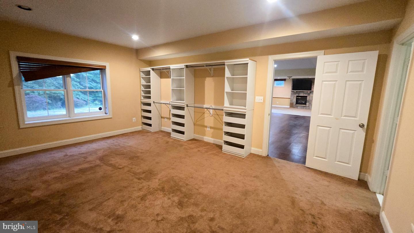 3508 GERMAINIA CT, TRIANGLE, Virginia 22172, 6 Bedrooms Bedrooms, ,6 BathroomsBathrooms,Residential,For sale,3508 GERMAINIA CT,VAPW2099500 MLS # VAPW2099500