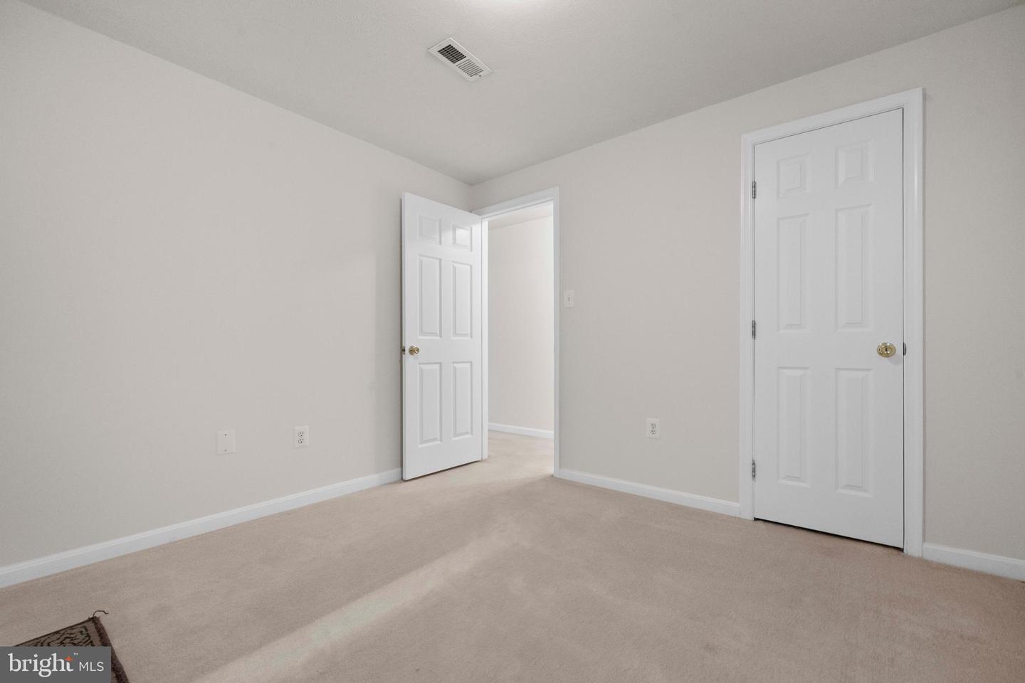 21768 TOTTENHAM HALE CT, STERLING, Virginia 20166, 4 Bedrooms Bedrooms, ,3 BathroomsBathrooms,Residential,For sale,21768 TOTTENHAM HALE CT,VALO2102550 MLS # VALO2102550