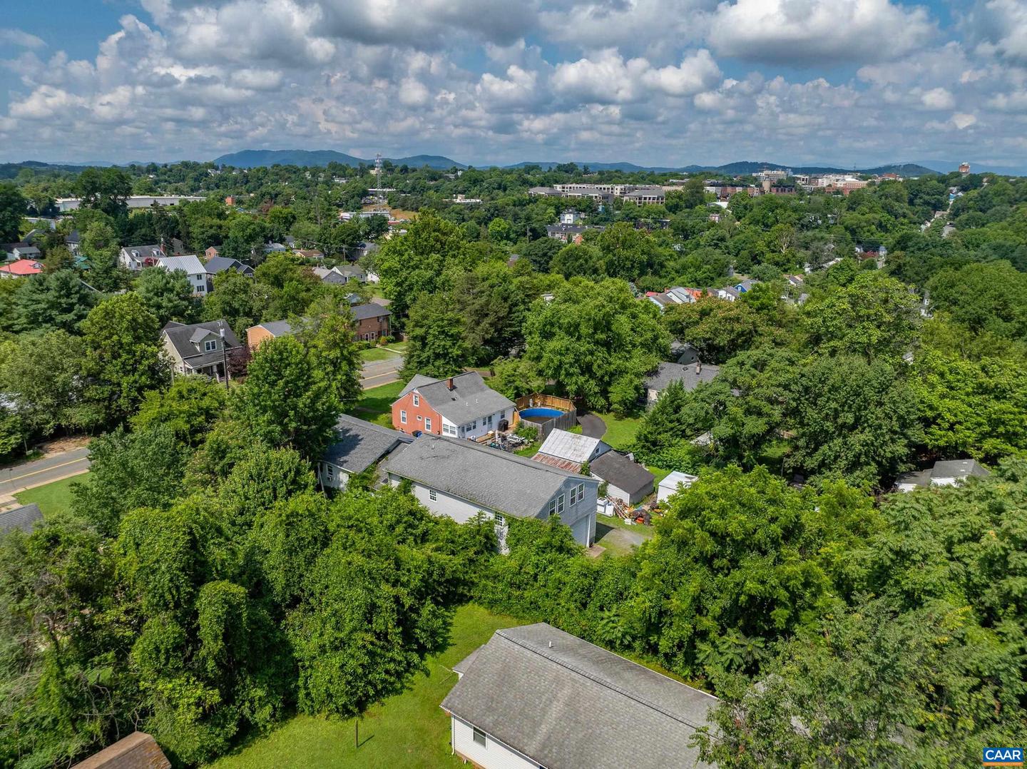 1411 CHESAPEAKE ST, CHARLOTTESVILLE, Virginia 22902, 5 Bedrooms Bedrooms, ,4 BathroomsBathrooms,Residential,For sale,1411 CHESAPEAKE ST,666885 MLS # 666885