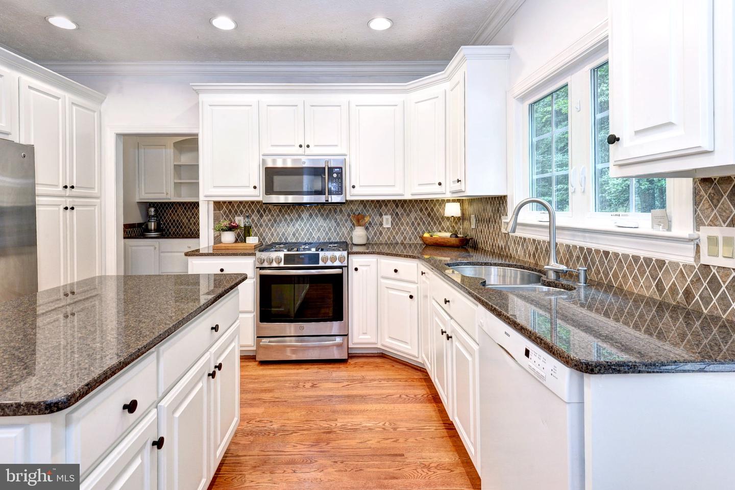 112 STONE BRG, WILLIAMSBURG, Virginia 23188, 4 Bedrooms Bedrooms, 9 Rooms Rooms,2 BathroomsBathrooms,Residential,For sale,112 STONE BRG,VAJC2000502 MLS # VAJC2000502