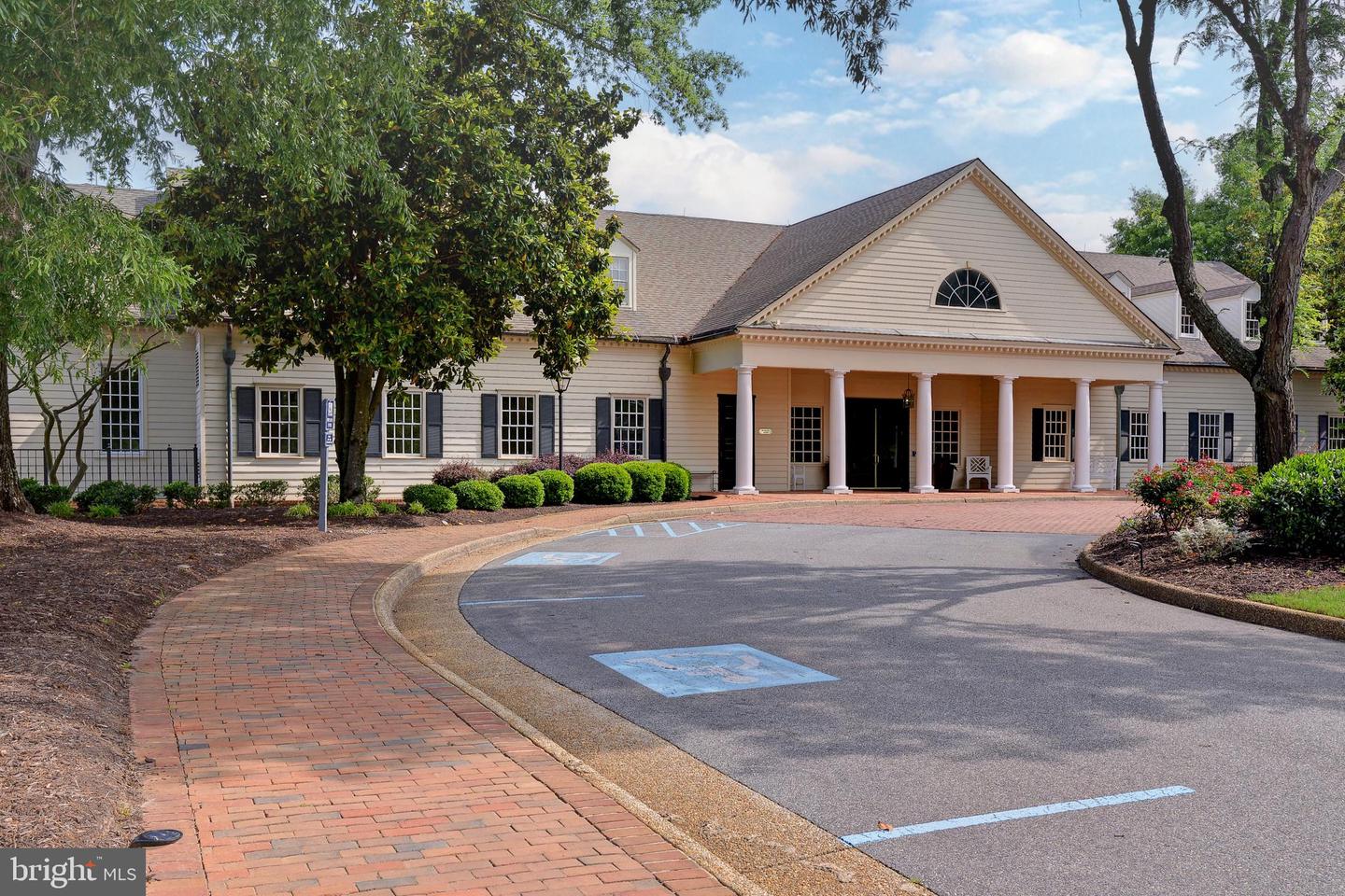 112 STONE BRG, WILLIAMSBURG, Virginia 23188, 4 Bedrooms Bedrooms, 9 Rooms Rooms,2 BathroomsBathrooms,Residential,For sale,112 STONE BRG,VAJC2000502 MLS # VAJC2000502