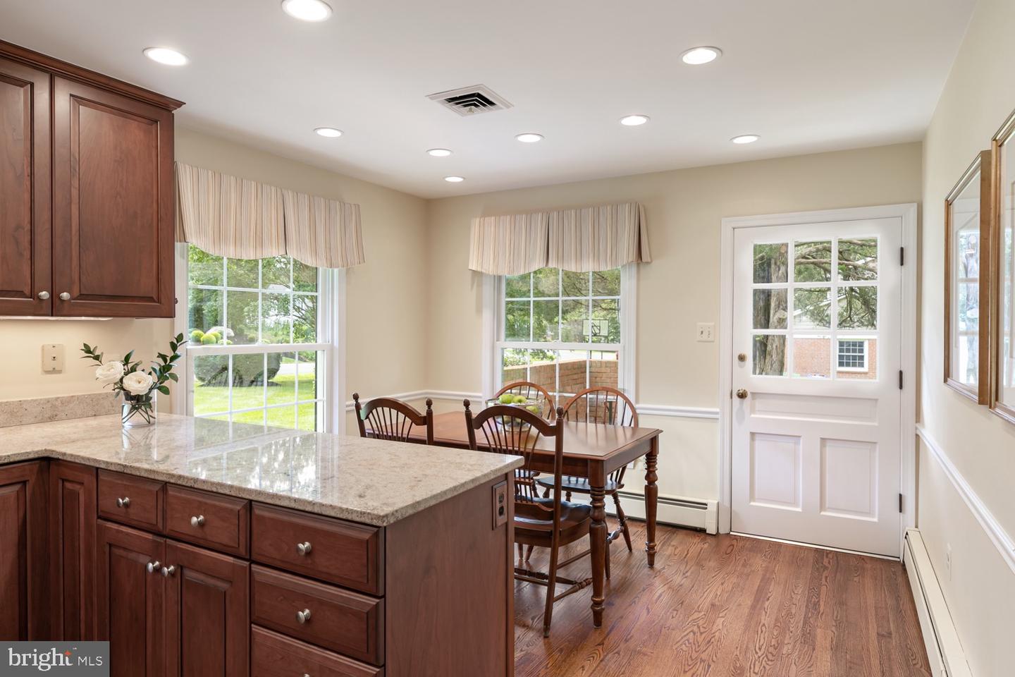 6016 BERWYND RD, FAIRFAX, Virginia 22030, 4 Bedrooms Bedrooms, ,4 BathroomsBathrooms,Residential,For sale,6016 BERWYND RD,VAFX2256362 MLS # VAFX2256362