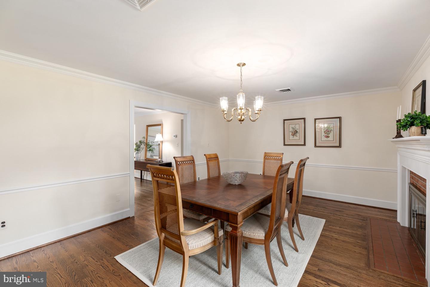 6016 BERWYND RD, FAIRFAX, Virginia 22030, 4 Bedrooms Bedrooms, ,4 BathroomsBathrooms,Residential,For sale,6016 BERWYND RD,VAFX2256362 MLS # VAFX2256362