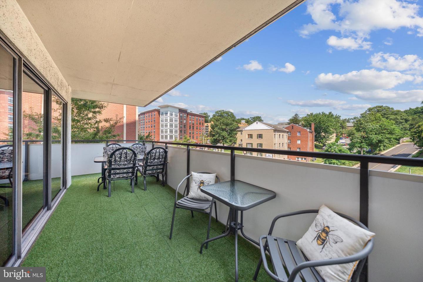 5300 COLUMBIA PIKE #315, ARLINGTON, Virginia 22204, 3 Bedrooms Bedrooms, ,2 BathroomsBathrooms,Residential,For sale,5300 COLUMBIA PIKE #315,VAAR2061110 MLS # VAAR2061110