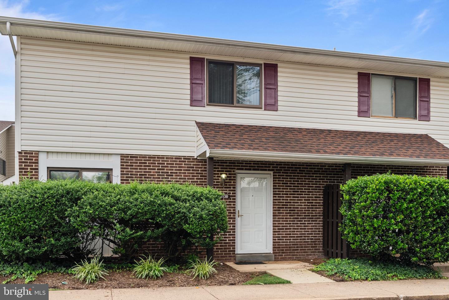 9013 SANDALWOOD DR #B, MANASSAS, Virginia 20110, 2 Bedrooms Bedrooms, ,1 BathroomBathrooms,Residential,For sale,9013 SANDALWOOD DR #B,VAMN2009056 MLS # VAMN2009056