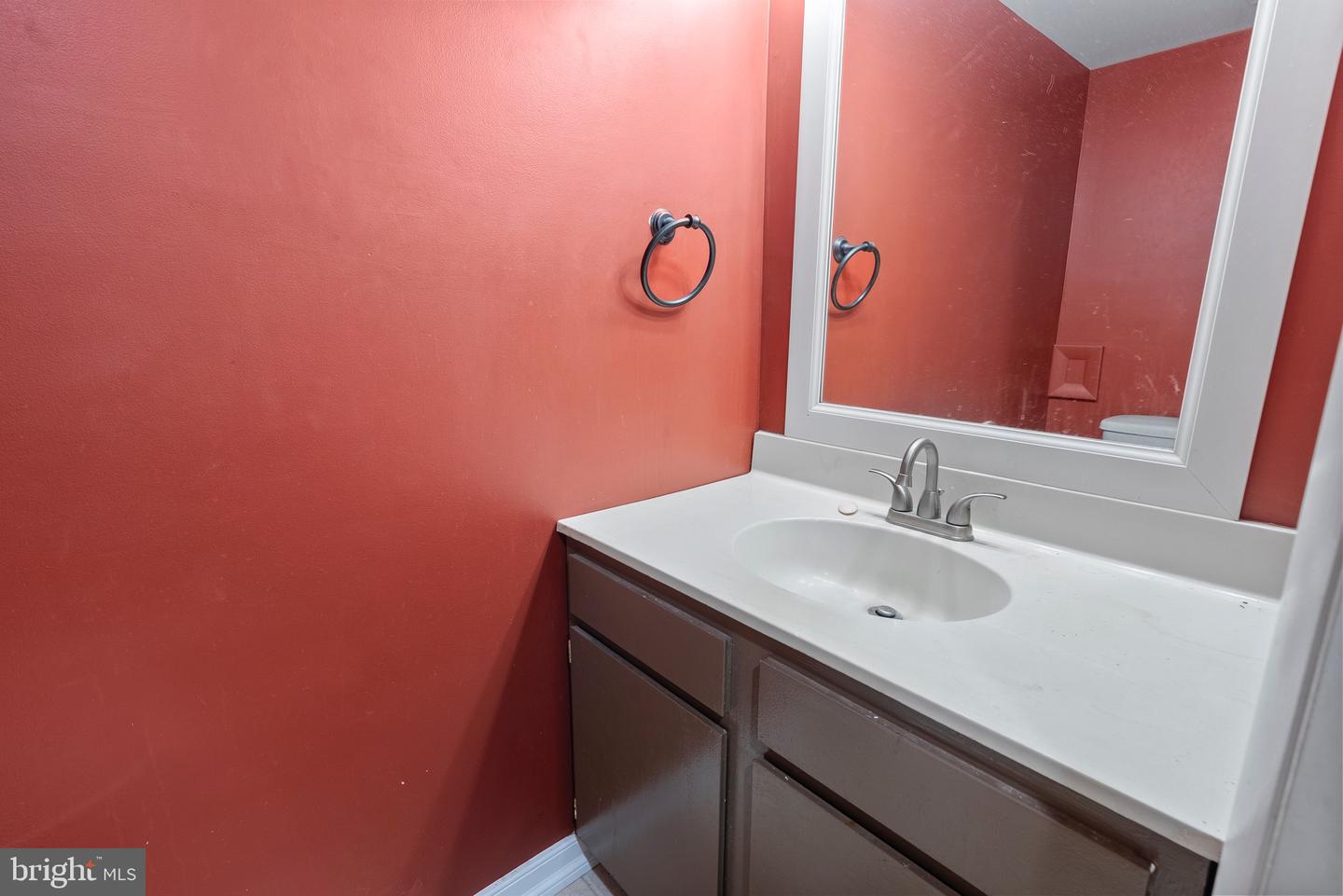 9013 SANDALWOOD DR #B, MANASSAS, Virginia 20110, 2 Bedrooms Bedrooms, ,1 BathroomBathrooms,Residential,For sale,9013 SANDALWOOD DR #B,VAMN2009056 MLS # VAMN2009056