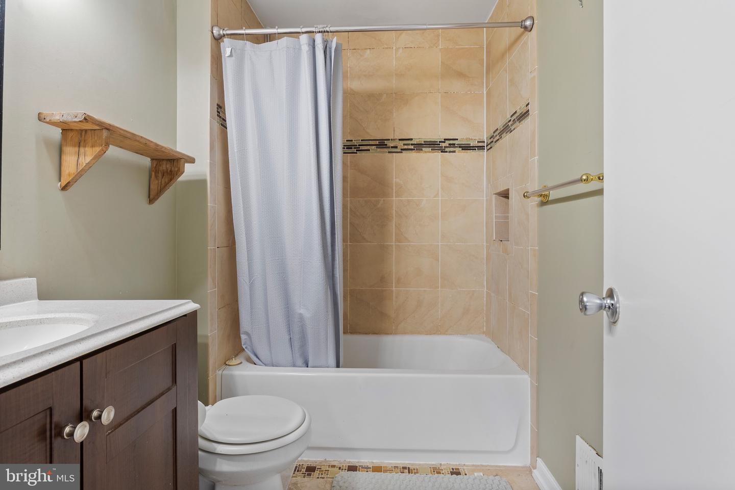 9013 SANDALWOOD DR #B, MANASSAS, Virginia 20110, 2 Bedrooms Bedrooms, ,1 BathroomBathrooms,Residential,For sale,9013 SANDALWOOD DR #B,VAMN2009056 MLS # VAMN2009056