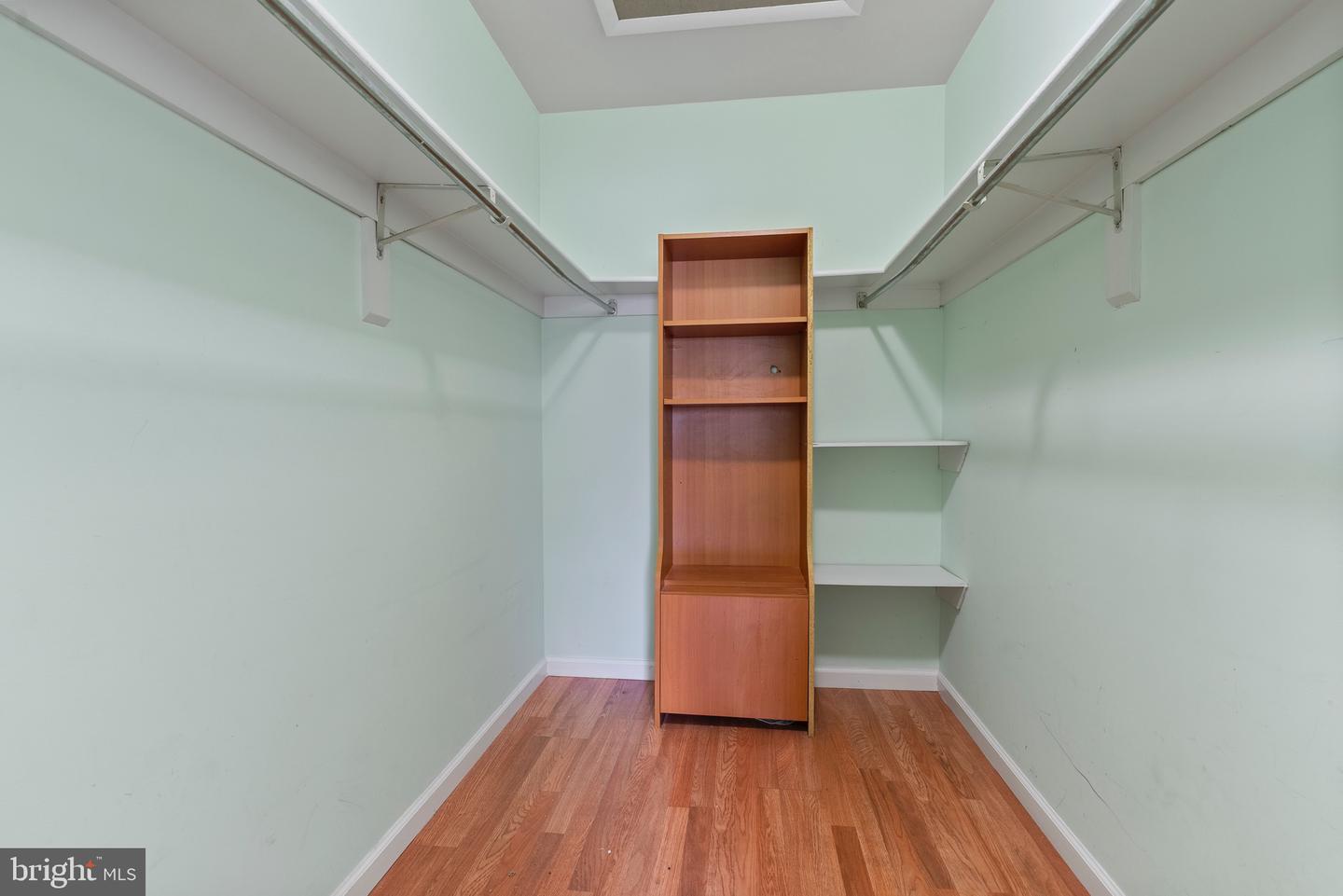 9013 SANDALWOOD DR #B, MANASSAS, Virginia 20110, 2 Bedrooms Bedrooms, ,1 BathroomBathrooms,Residential,For sale,9013 SANDALWOOD DR #B,VAMN2009056 MLS # VAMN2009056