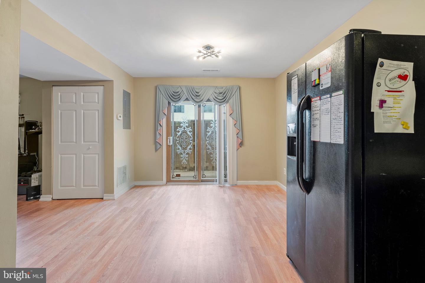 9013 SANDALWOOD DR #B, MANASSAS, Virginia 20110, 2 Bedrooms Bedrooms, ,1 BathroomBathrooms,Residential,For sale,9013 SANDALWOOD DR #B,VAMN2009056 MLS # VAMN2009056