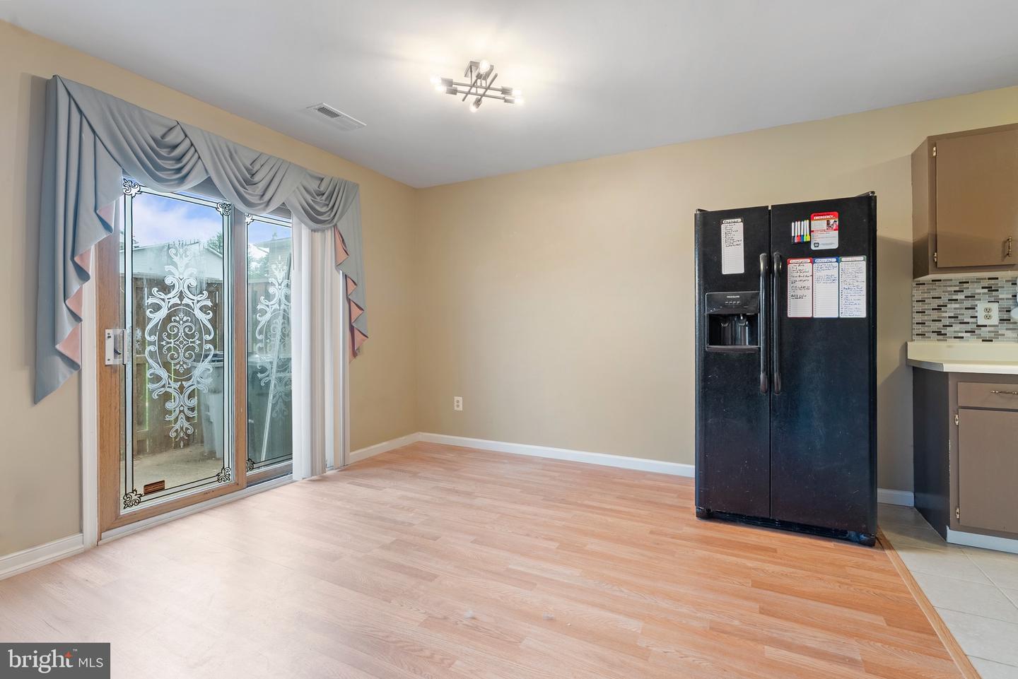 9013 SANDALWOOD DR #B, MANASSAS, Virginia 20110, 2 Bedrooms Bedrooms, ,1 BathroomBathrooms,Residential,For sale,9013 SANDALWOOD DR #B,VAMN2009056 MLS # VAMN2009056