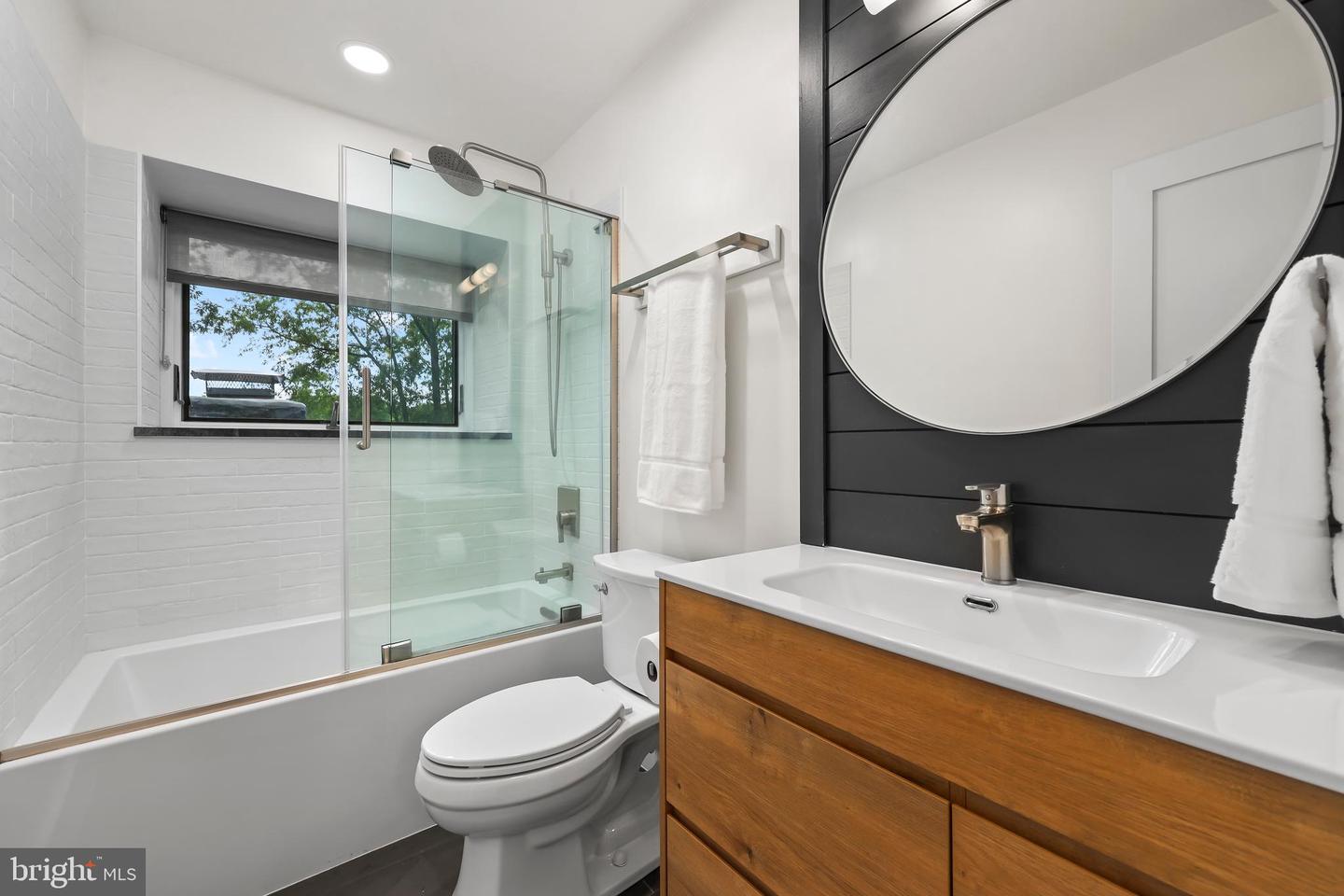 2201 BURGEE CT, RESTON, Virginia 20191, 5 Bedrooms Bedrooms, ,3 BathroomsBathrooms,Residential,For sale,2201 BURGEE CT,VAFX2256486 MLS # VAFX2256486