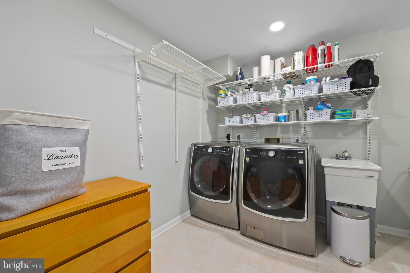 2201 BURGEE CT, RESTON, Virginia 20191, 5 Bedrooms Bedrooms, ,3 BathroomsBathrooms,Residential,For sale,2201 BURGEE CT,VAFX2256486 MLS # VAFX2256486