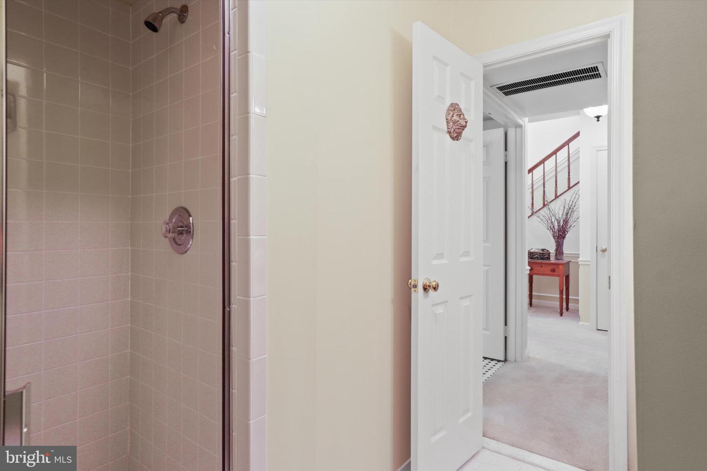 10204 ASPEN WILLOW DR, FAIRFAX, Virginia 22032, 4 Bedrooms Bedrooms, ,4 BathroomsBathrooms,Residential,For sale,10204 ASPEN WILLOW DR,VAFC2006668 MLS # VAFC2006668