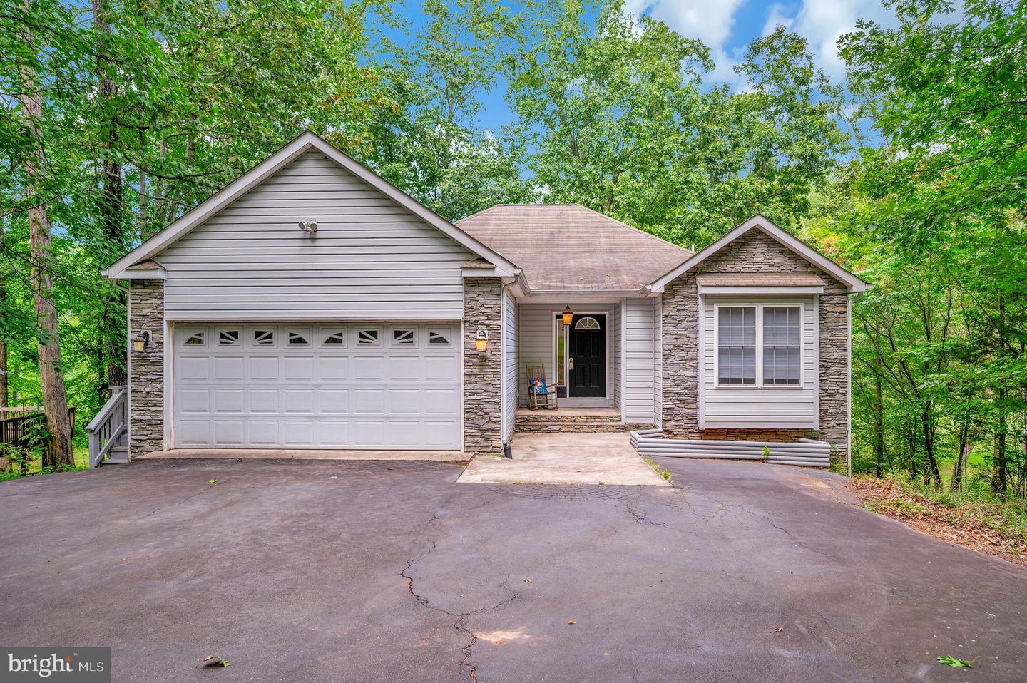 1115 EASTOVER PKWY, LOCUST GROVE, Virginia 22508, 4 Bedrooms Bedrooms, ,3 BathroomsBathrooms,Residential,For sale,1115 EASTOVER PKWY,VAOR2010252 MLS # VAOR2010252
