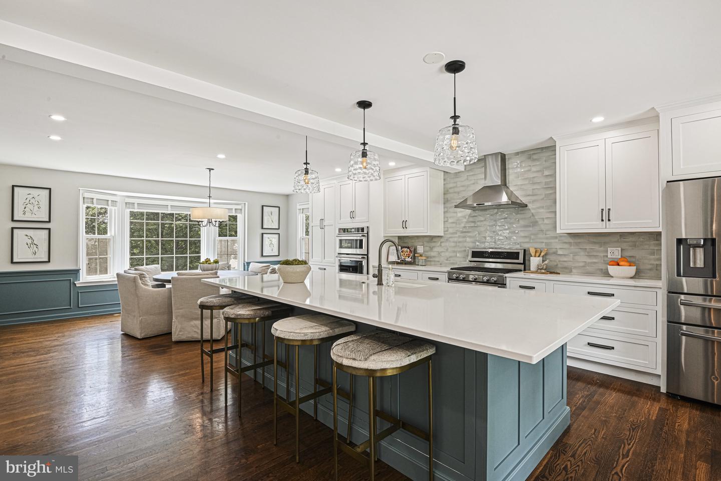 9810 SPRING RIDGE LN, VIENNA, Virginia 22182, 4 Bedrooms Bedrooms, ,3 BathroomsBathrooms,Residential,For sale,9810 SPRING RIDGE LN,VAFX2256570 MLS # VAFX2256570
