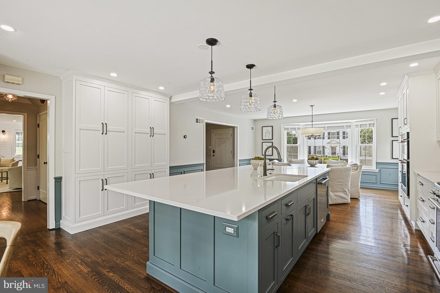 9810 SPRING RIDGE LN, VIENNA, Virginia 22182, 4 Bedrooms Bedrooms, ,3 BathroomsBathrooms,Residential,For sale,9810 SPRING RIDGE LN,VAFX2256570 MLS # VAFX2256570