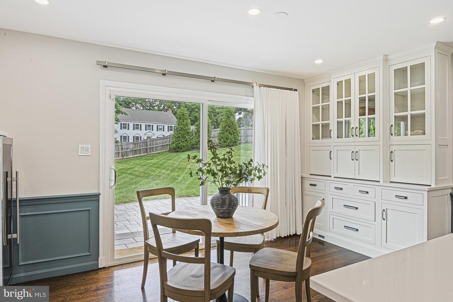 9810 SPRING RIDGE LN, VIENNA, Virginia 22182, 4 Bedrooms Bedrooms, ,3 BathroomsBathrooms,Residential,For sale,9810 SPRING RIDGE LN,VAFX2256570 MLS # VAFX2256570