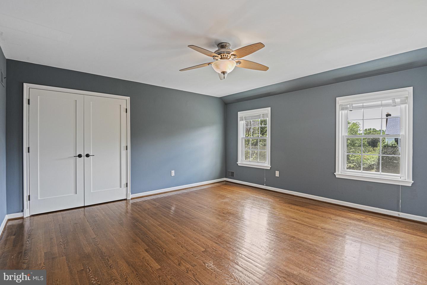 9810 SPRING RIDGE LN, VIENNA, Virginia 22182, 4 Bedrooms Bedrooms, ,3 BathroomsBathrooms,Residential,For sale,9810 SPRING RIDGE LN,VAFX2256570 MLS # VAFX2256570