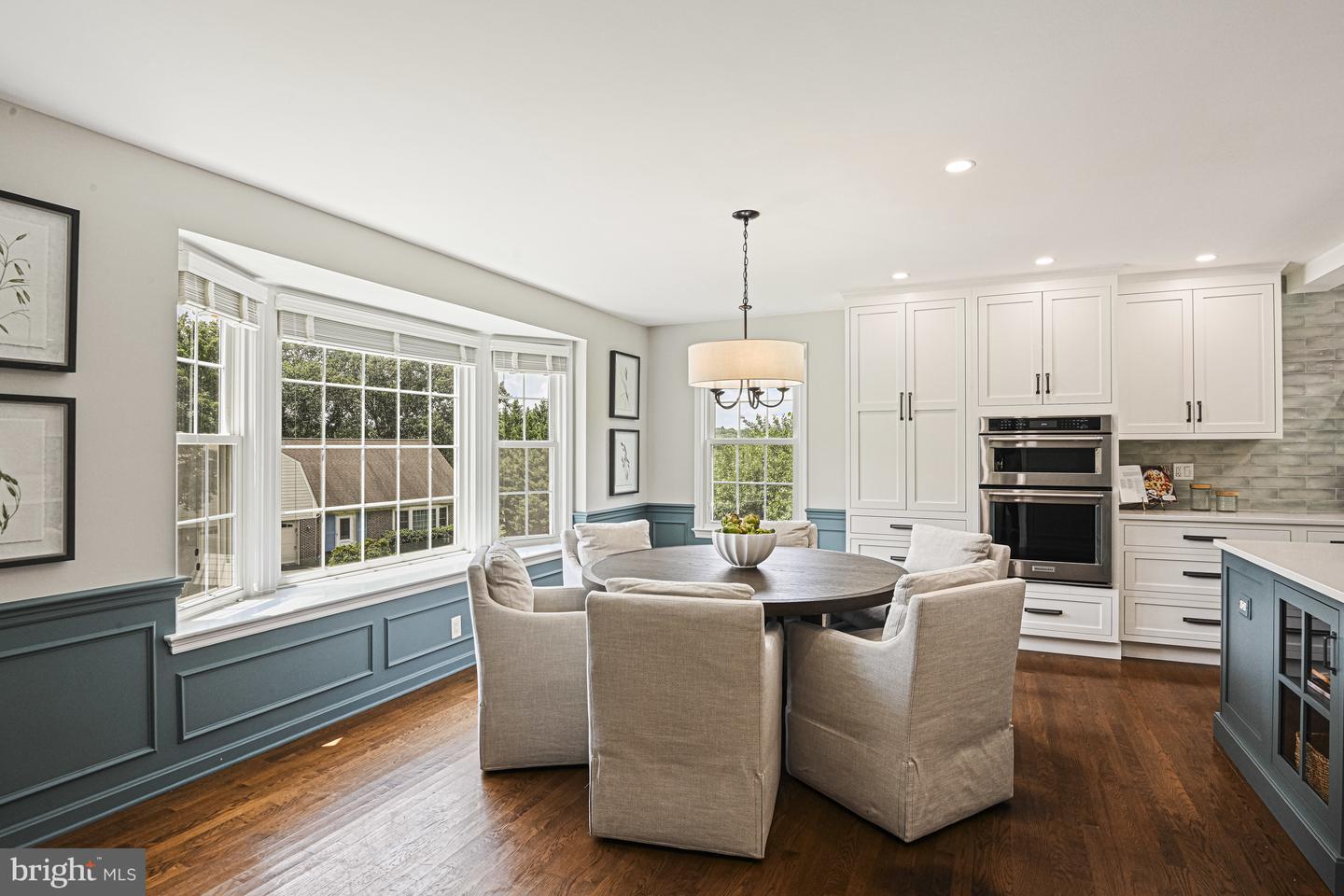 9810 SPRING RIDGE LN, VIENNA, Virginia 22182, 4 Bedrooms Bedrooms, ,3 BathroomsBathrooms,Residential,For sale,9810 SPRING RIDGE LN,VAFX2256570 MLS # VAFX2256570