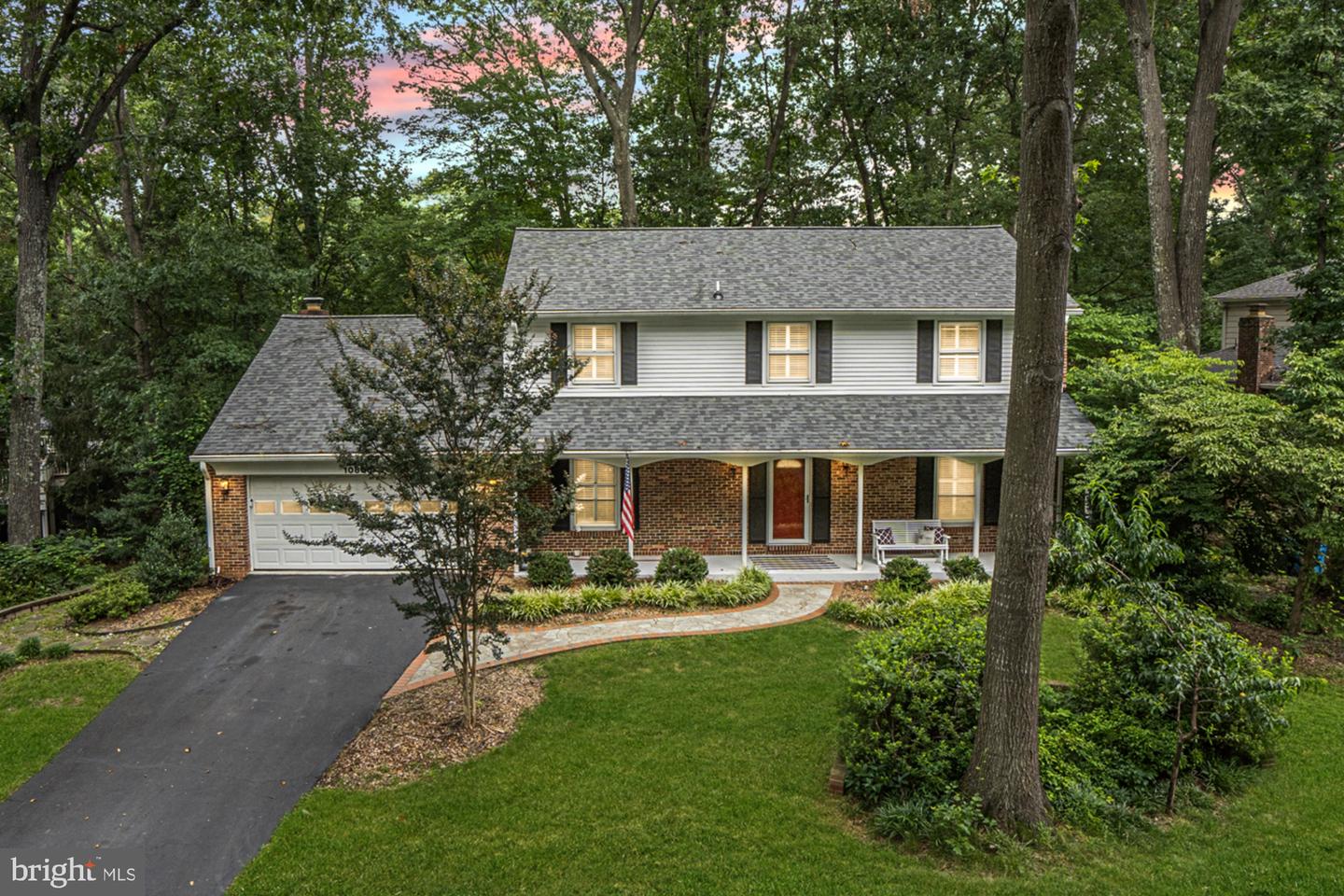 10808 MIDSUMMER DR, RESTON, Virginia 20191, 5 Bedrooms Bedrooms, ,3 BathroomsBathrooms,Residential,For sale,10808 MIDSUMMER DR,VAFX2256610 MLS # VAFX2256610