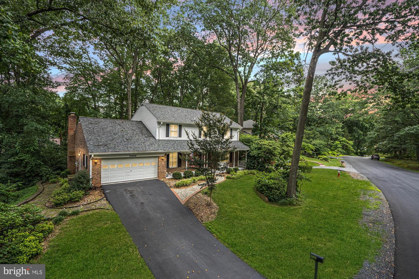 10808 MIDSUMMER DR, RESTON, Virginia 20191, 5 Bedrooms Bedrooms, ,3 BathroomsBathrooms,Residential,For sale,10808 MIDSUMMER DR,VAFX2256610 MLS # VAFX2256610