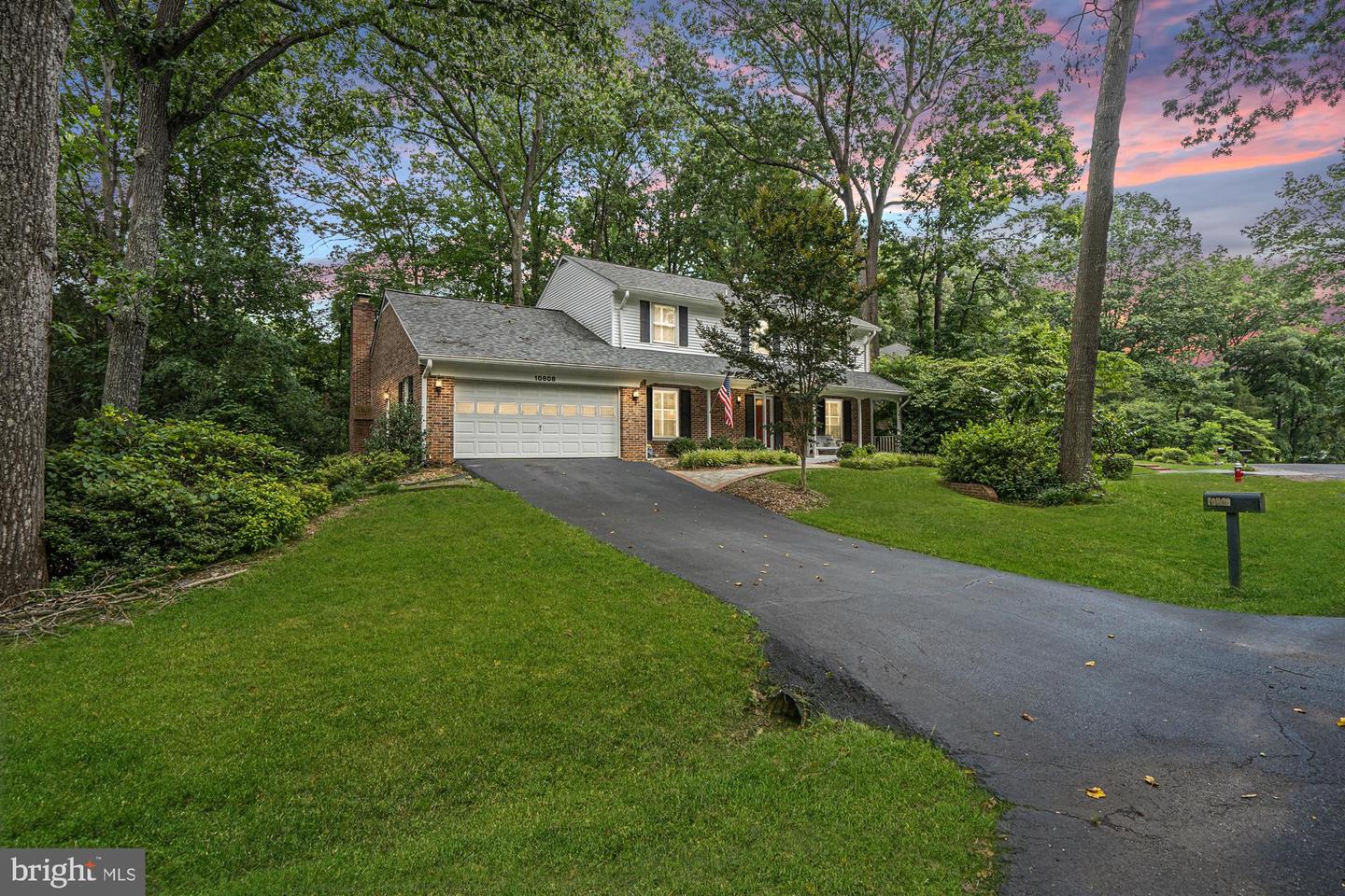 10808 MIDSUMMER DR, RESTON, Virginia 20191, 5 Bedrooms Bedrooms, ,3 BathroomsBathrooms,Residential,For sale,10808 MIDSUMMER DR,VAFX2256610 MLS # VAFX2256610
