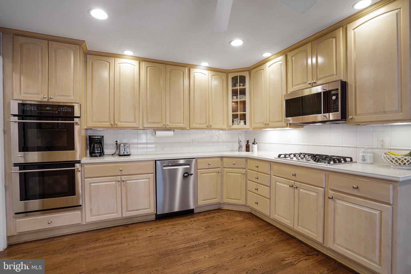 10808 MIDSUMMER DR, RESTON, Virginia 20191, 5 Bedrooms Bedrooms, ,3 BathroomsBathrooms,Residential,For sale,10808 MIDSUMMER DR,VAFX2256610 MLS # VAFX2256610
