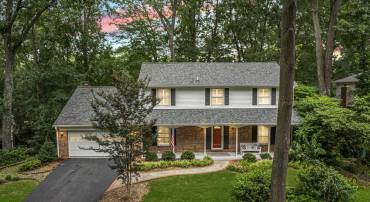10808 MIDSUMMER DR, RESTON, Virginia 20191, 5 Bedrooms Bedrooms, ,3 BathroomsBathrooms,Residential,For sale,10808 MIDSUMMER DR,VAFX2256610 MLS # VAFX2256610