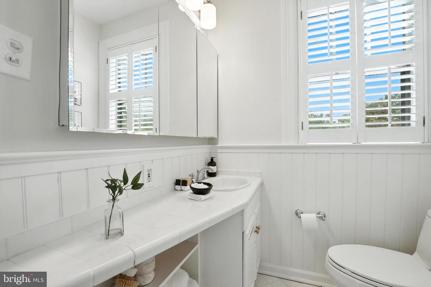 3516 RUNNYMEDE PL NW, WASHINGTON, District Of Columbia 20015, 5 Bedrooms Bedrooms, ,3 BathroomsBathrooms,Residential,For sale,3516 RUNNYMEDE PL NW,DCDC2211040 MLS # DCDC2211040