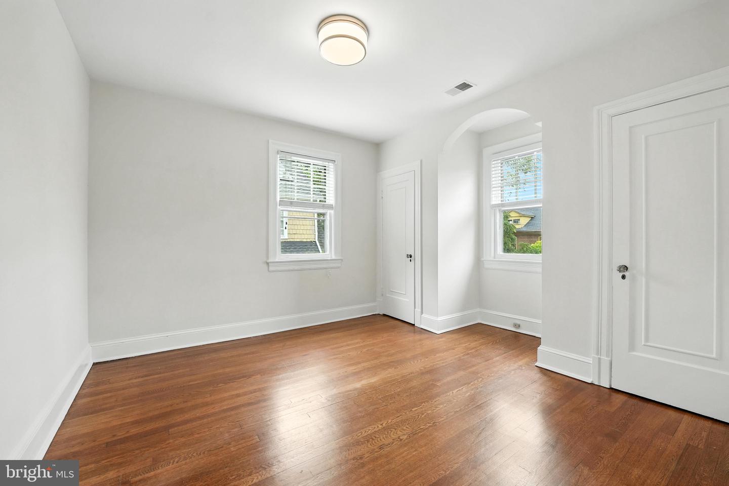 3516 RUNNYMEDE PL NW, WASHINGTON, District Of Columbia 20015, 5 Bedrooms Bedrooms, ,3 BathroomsBathrooms,Residential,For sale,3516 RUNNYMEDE PL NW,DCDC2211040 MLS # DCDC2211040
