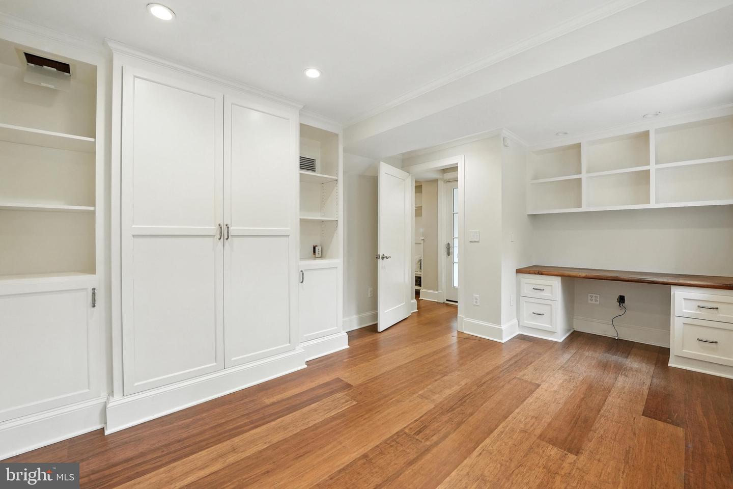 3516 RUNNYMEDE PL NW, WASHINGTON, District Of Columbia 20015, 5 Bedrooms Bedrooms, ,3 BathroomsBathrooms,Residential,For sale,3516 RUNNYMEDE PL NW,DCDC2211040 MLS # DCDC2211040