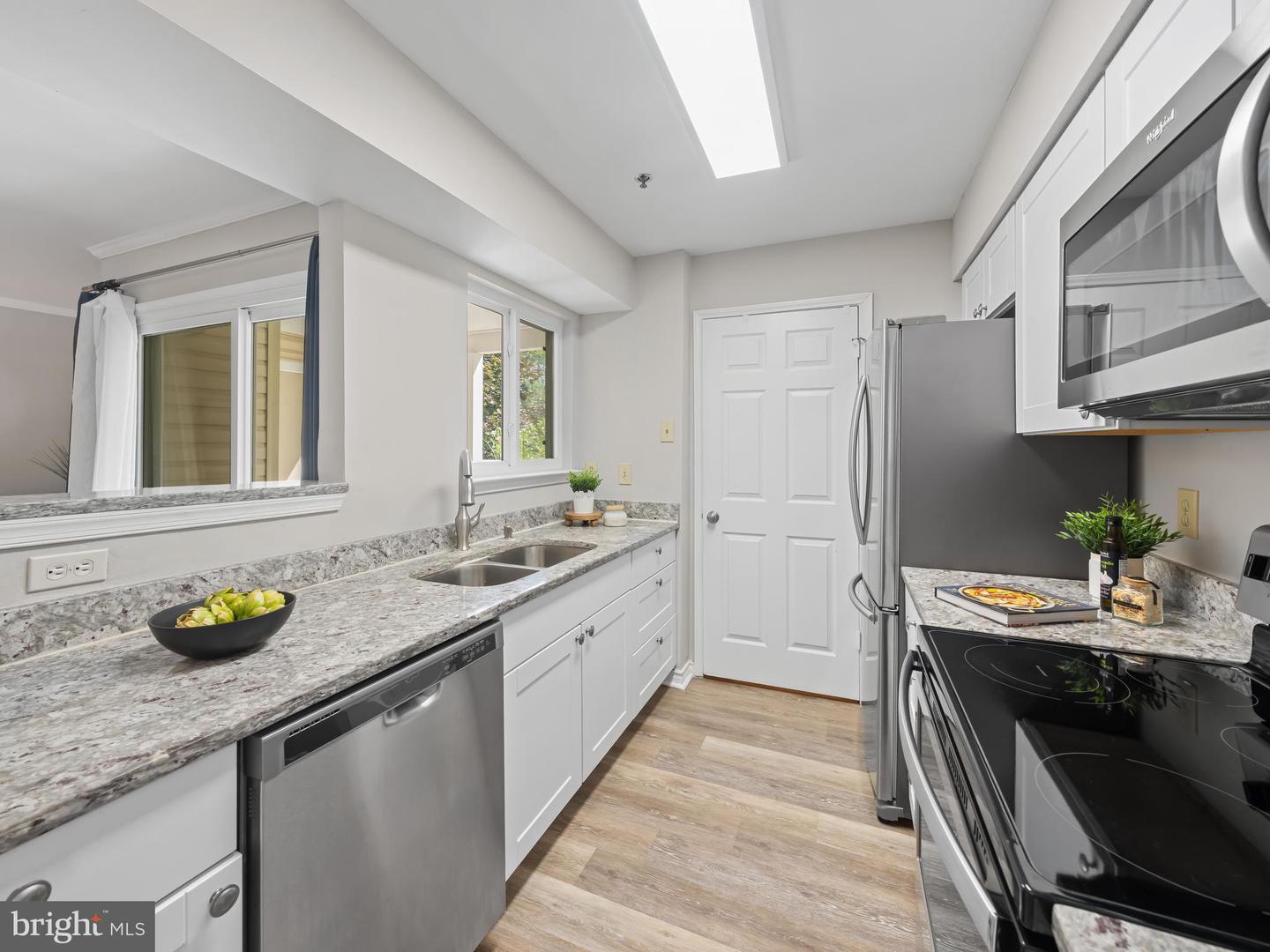 1524 LINCOLN WAY #105, MCLEAN, Virginia 22102, 1 Bedroom Bedrooms, ,1 BathroomBathrooms,Residential,For sale,1524 LINCOLN WAY #105,VAFX2256354 MLS # VAFX2256354
