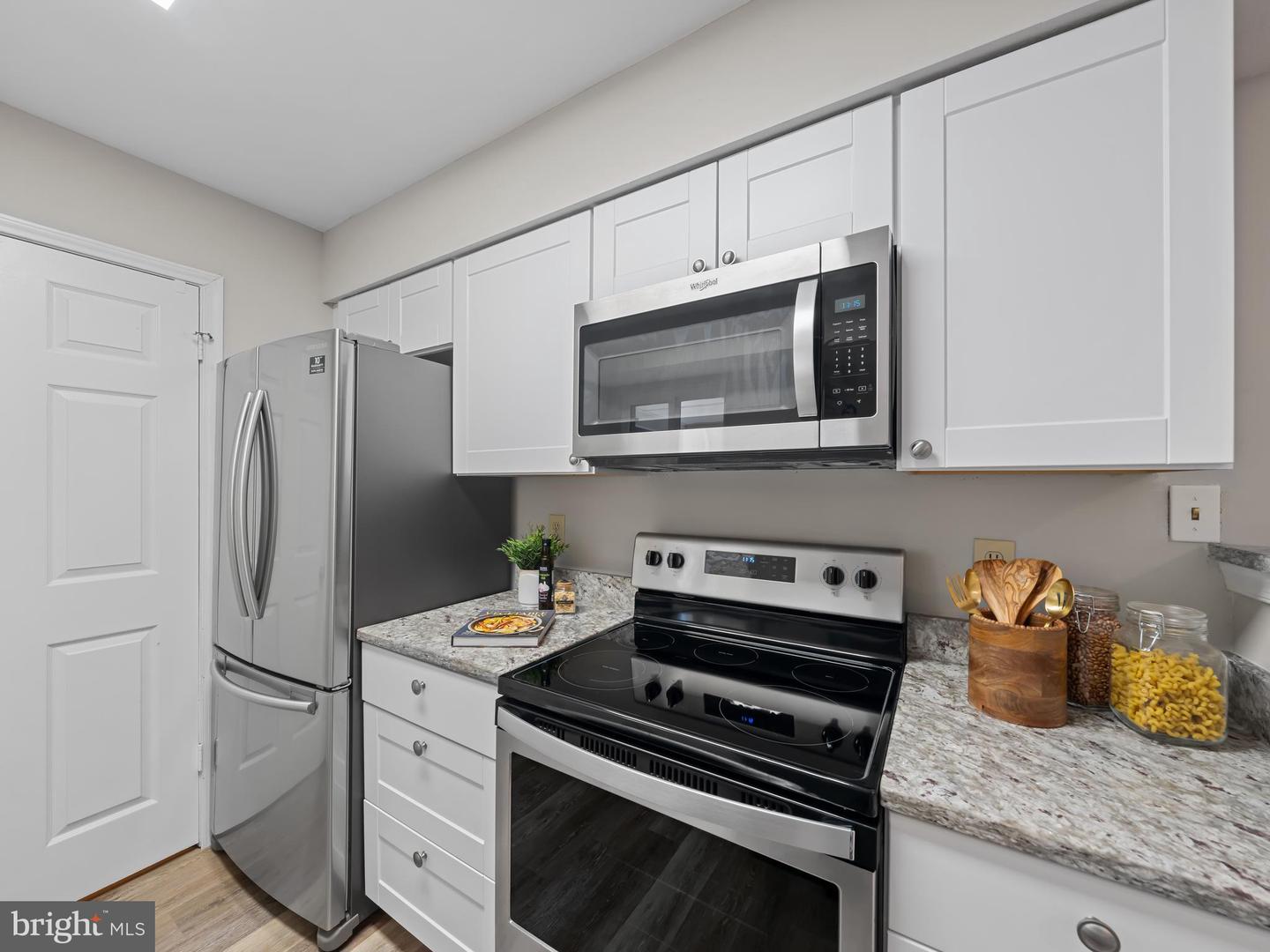 1524 LINCOLN WAY #105, MCLEAN, Virginia 22102, 1 Bedroom Bedrooms, ,1 BathroomBathrooms,Residential,For sale,1524 LINCOLN WAY #105,VAFX2256354 MLS # VAFX2256354
