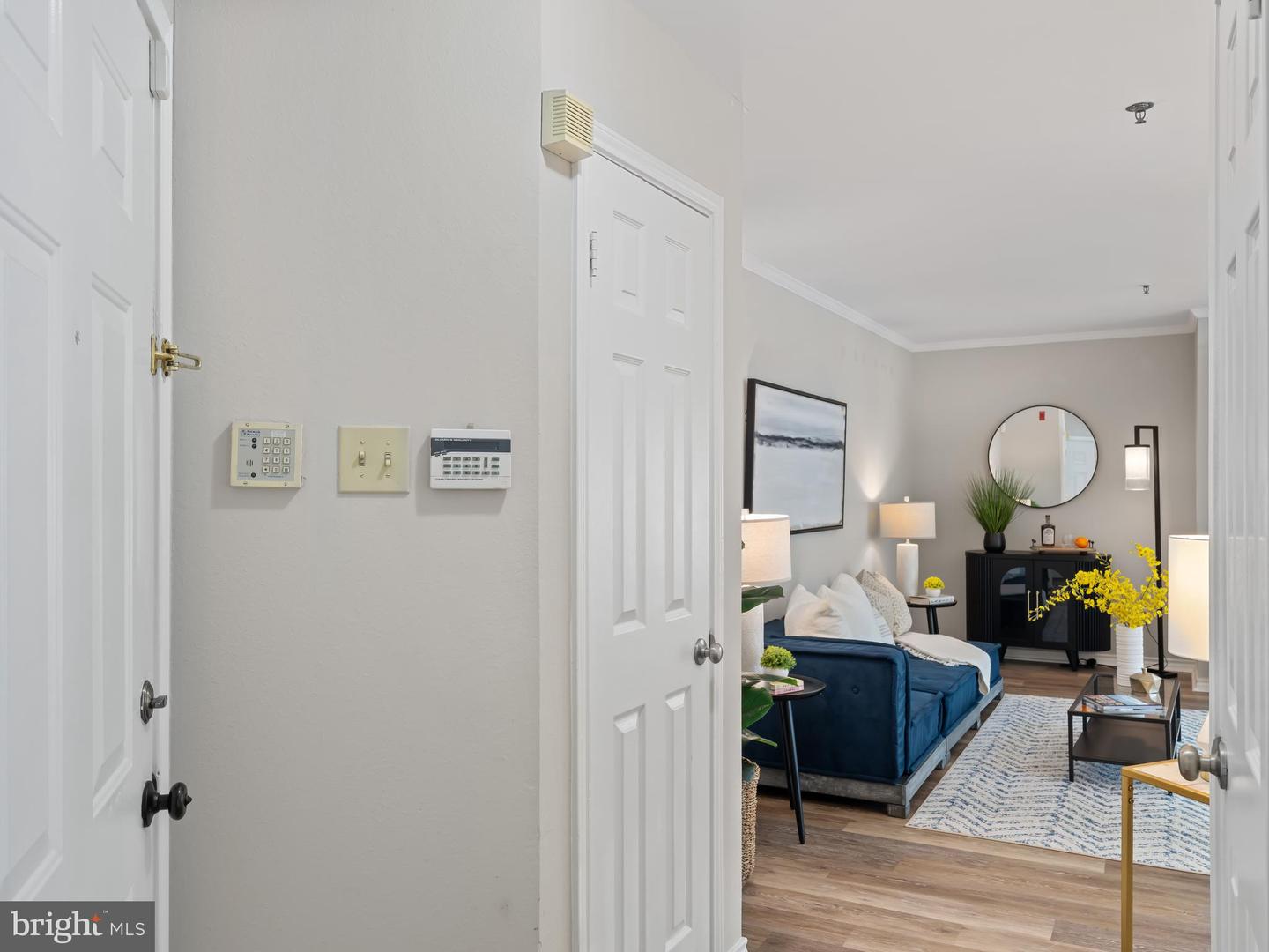 1524 LINCOLN WAY #105, MCLEAN, Virginia 22102, 1 Bedroom Bedrooms, ,1 BathroomBathrooms,Residential,For sale,1524 LINCOLN WAY #105,VAFX2256354 MLS # VAFX2256354