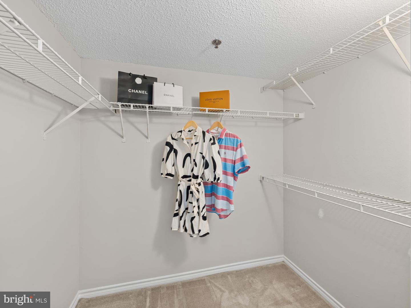 1524 LINCOLN WAY #105, MCLEAN, Virginia 22102, 1 Bedroom Bedrooms, ,1 BathroomBathrooms,Residential,For sale,1524 LINCOLN WAY #105,VAFX2256354 MLS # VAFX2256354